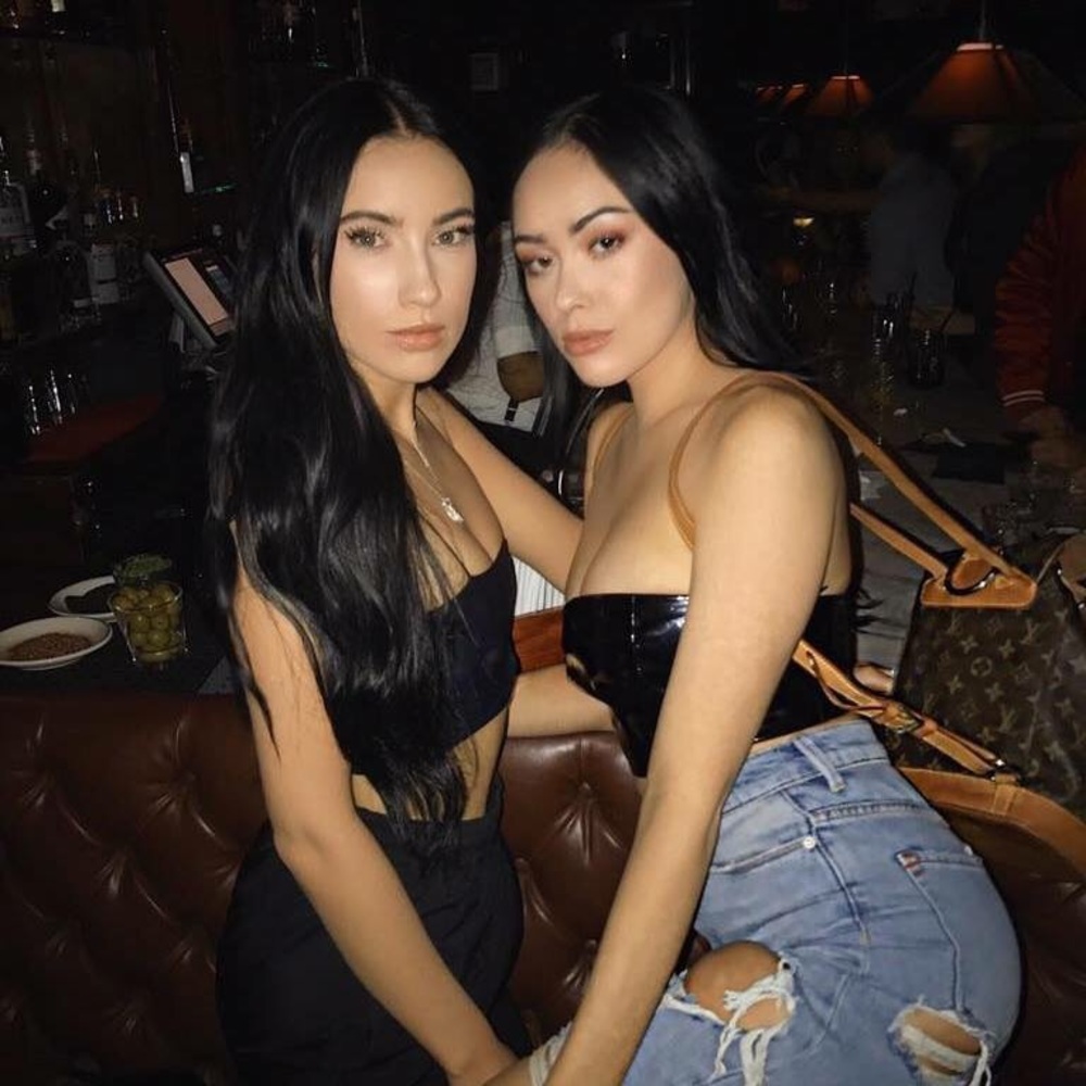 💕🌸24 W MOM JEANS 👖💕